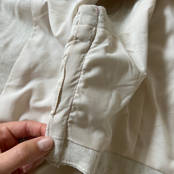 SOLD XX Linen Vest - Picture 5 of 6